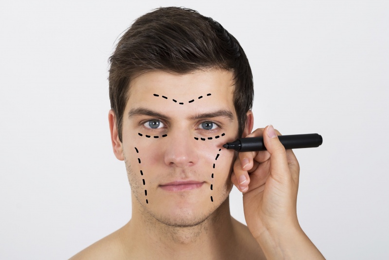What can plastic surgery offers men? 
